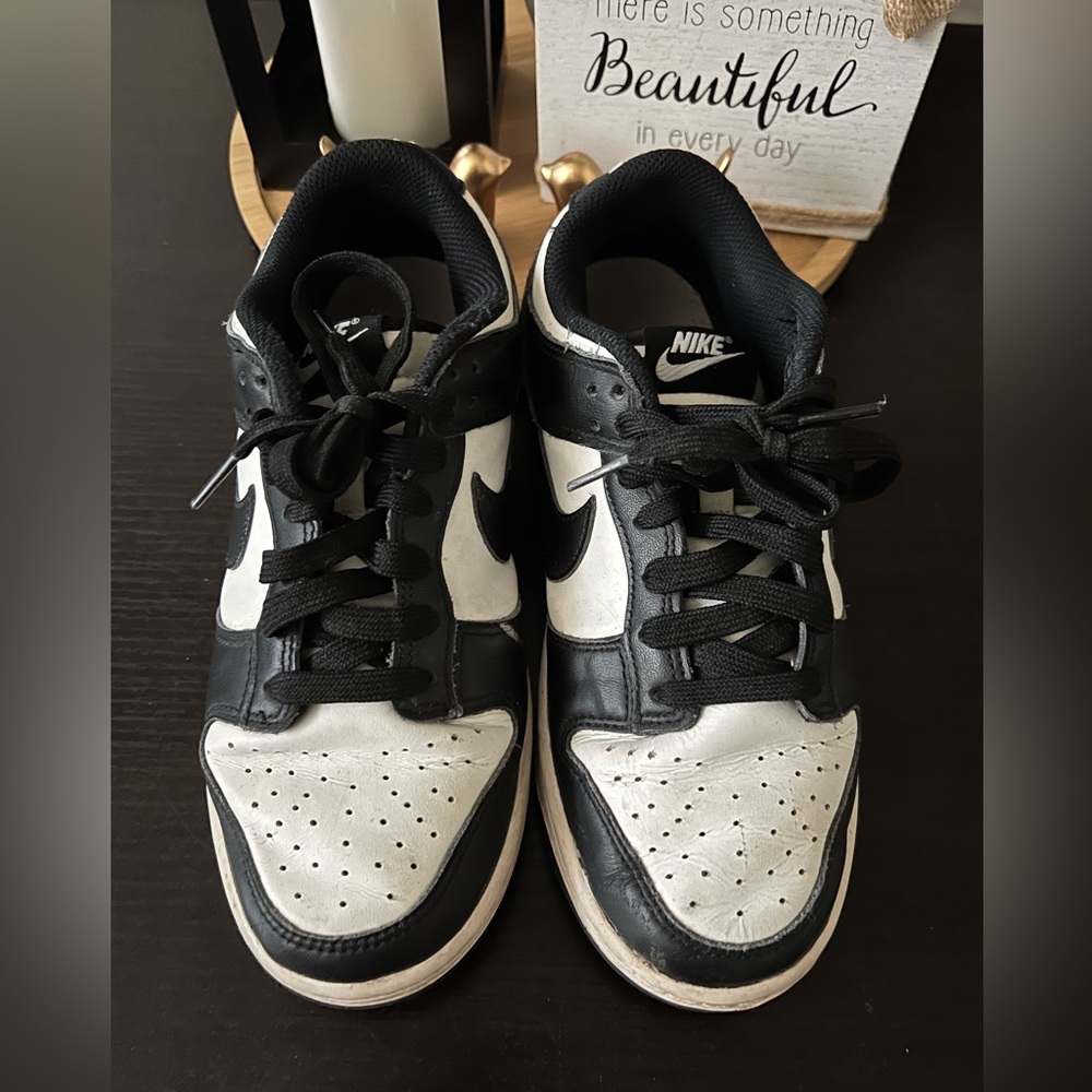 Nike Classic Black and White Low-Tops